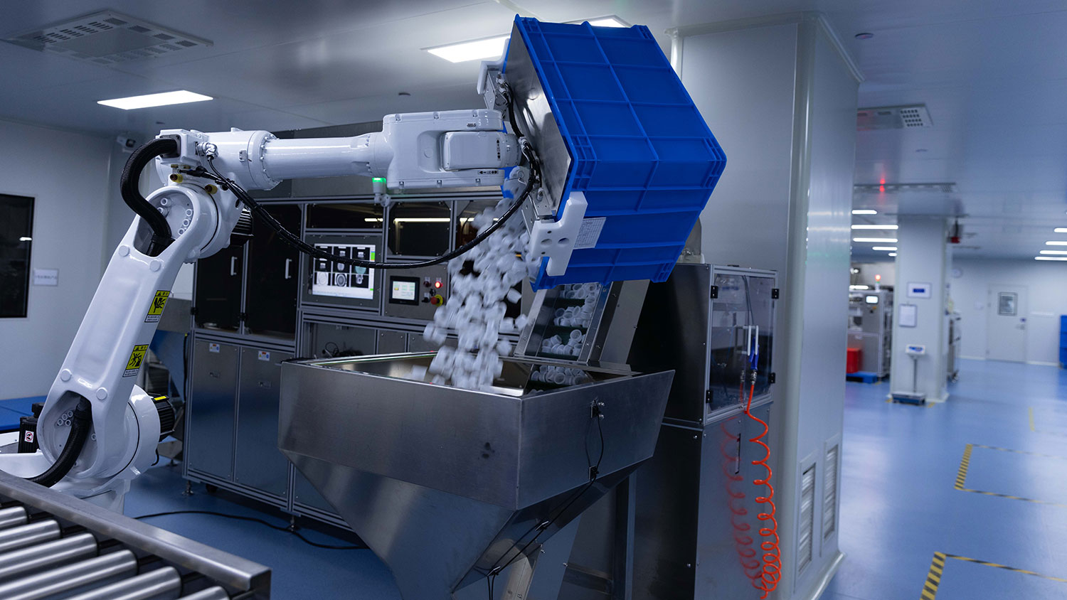 Intelligent Manufacturing & Scalable Production